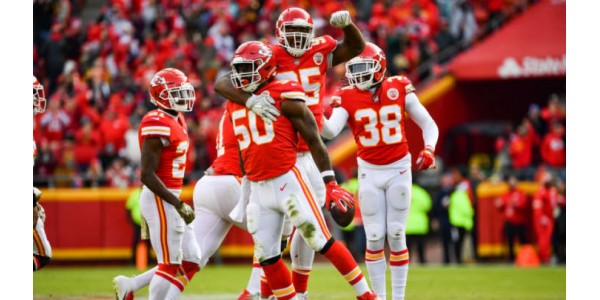 Kansas City Chiefs agradece a todos los jugadores por participar en la ceremonia del ring